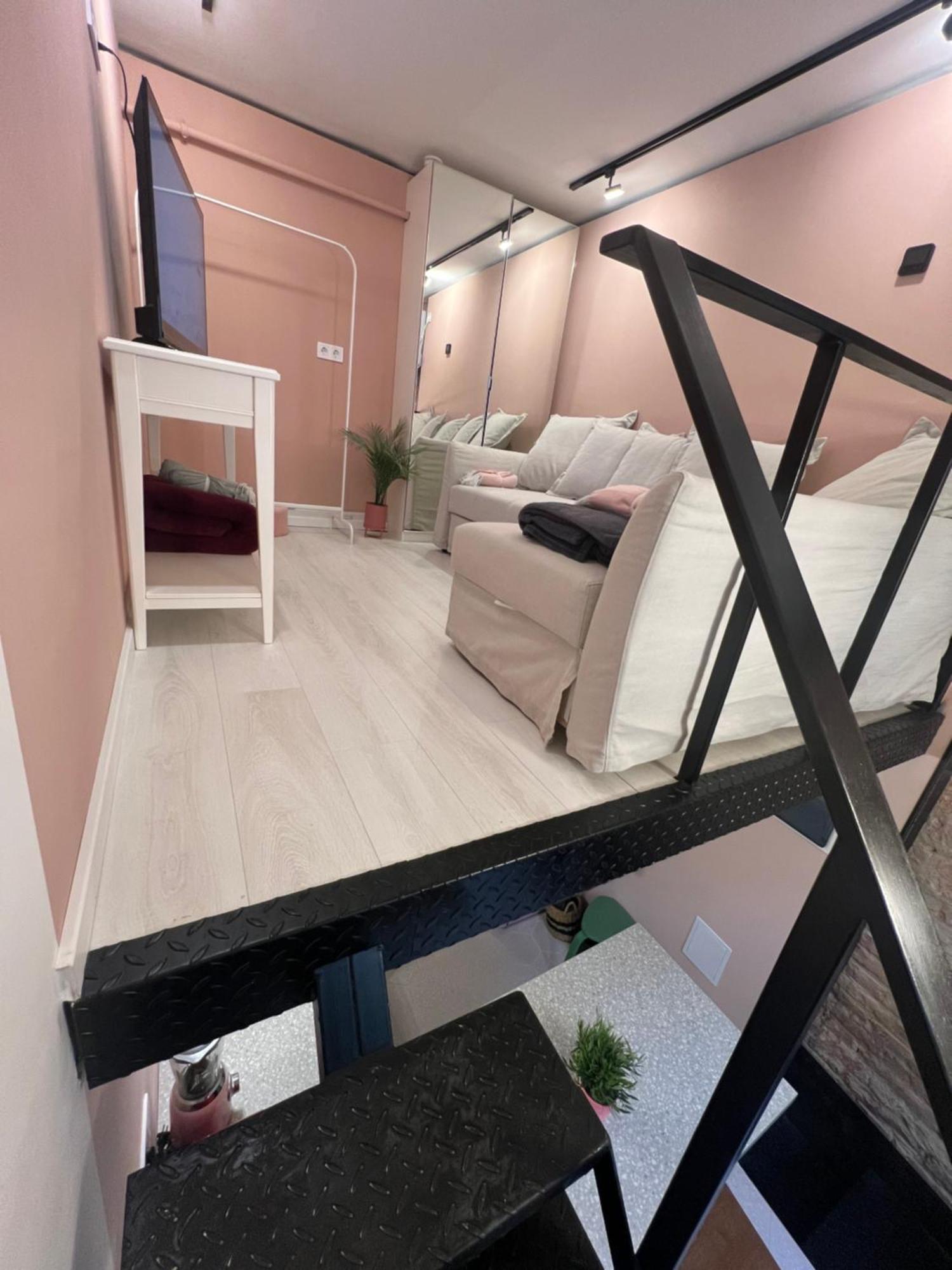 Apartament Pink42 Ministudio2